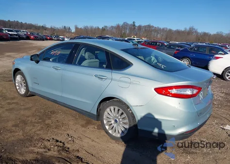 2014 Ford Fusion Hybrid S from USA, damaged, VIN 3FA6P0UU8ER181803